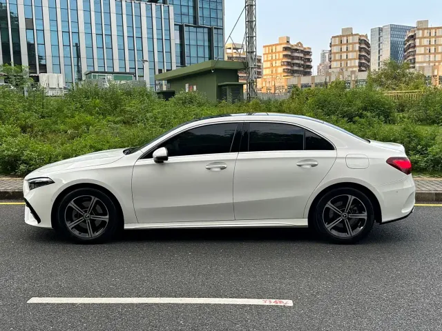 Mercedes-Benz A-Class — Фото автомобиля 18