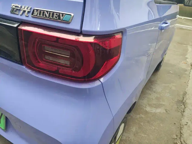 Wuling Hongguang Mini EV — Фото автомобиля 7