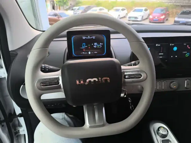 Changan Lumin — Фото автомобиля 10
