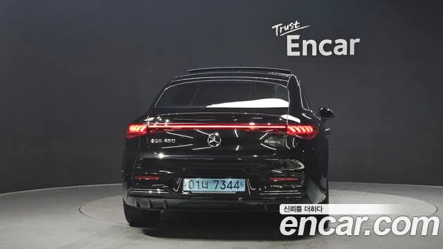Mercedes-Benz EQS — Фото автомобиля 4