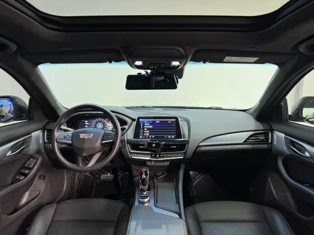 Cadillac CT5 — Фото автомобиля 9