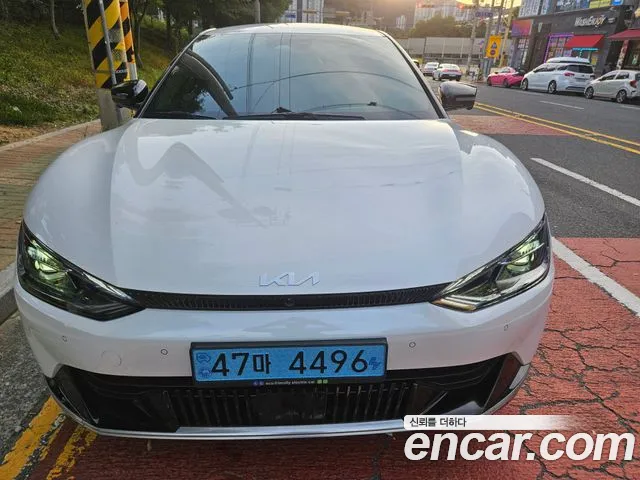 Фотография автомобиля — Kia EV6