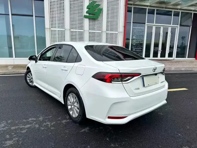 Toyota Corolla — Фото автомобиля 3