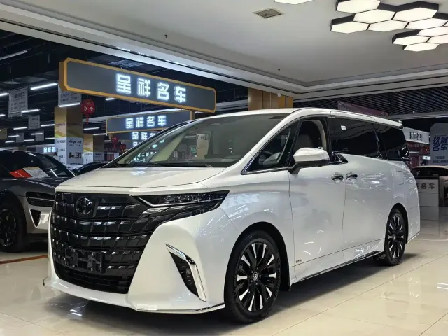 Фотография автомобиля — Toyota Alphard