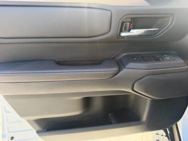 Toyota Prado — Фото автомобиля 9