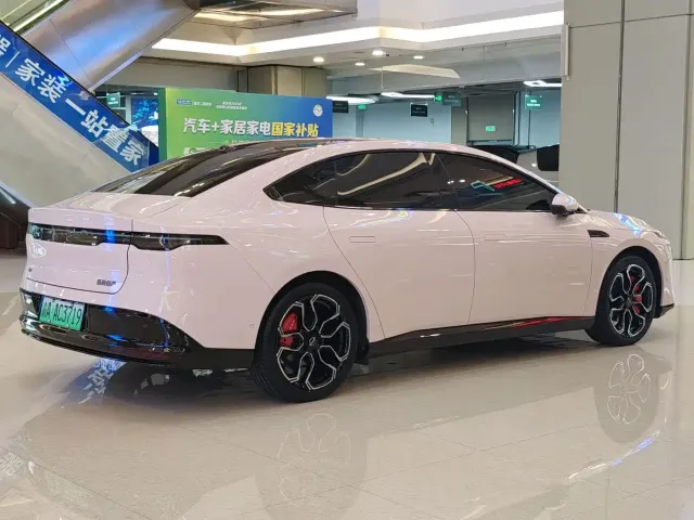 Nissan N7 — Фото автомобиля 4