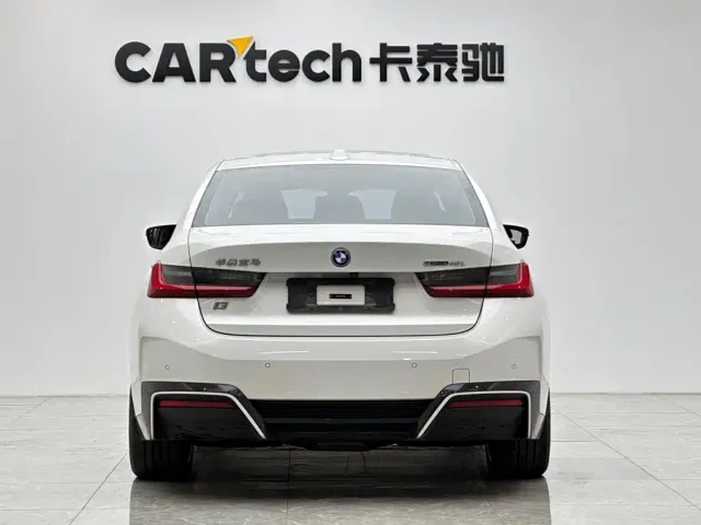 BMW i3 — Фото автомобиля 4