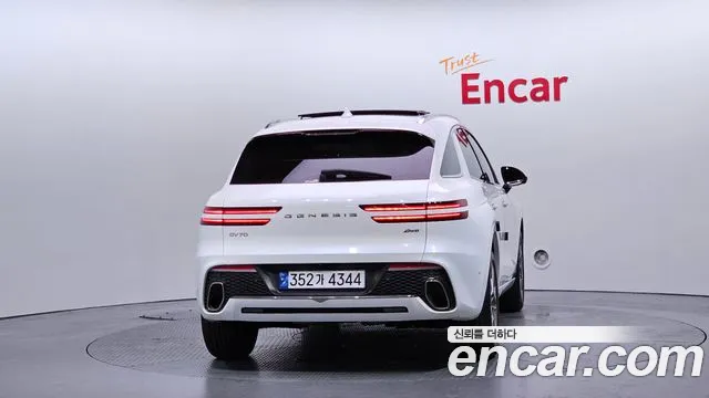 Genesis GV70 2.5T Бензин AWD — Фото автомобиля 3