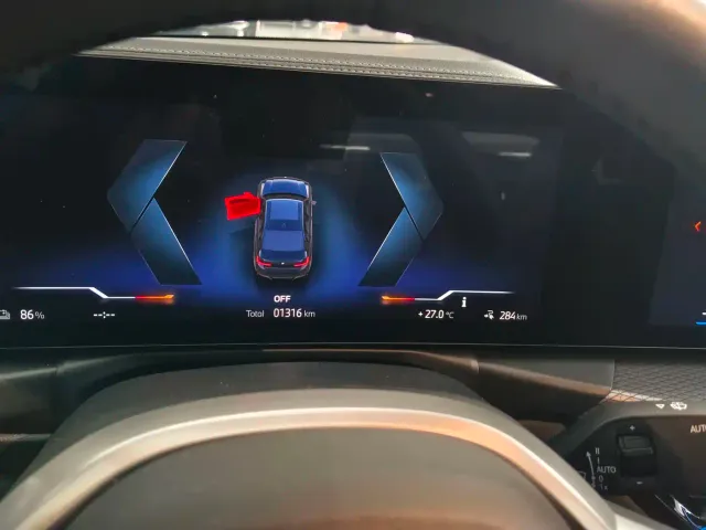 BMW i3 — Фото автомобиля 6