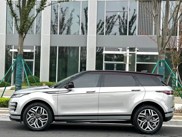 Land Rover Range Rover Evoque — Фото автомобиля 4