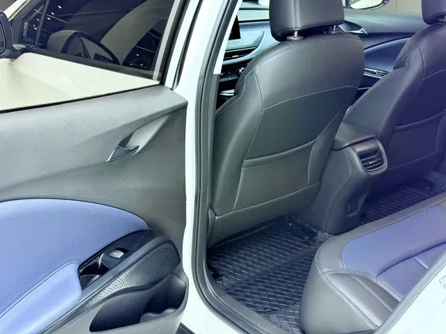 Buick Velite 6 — Фото автомобиля 8