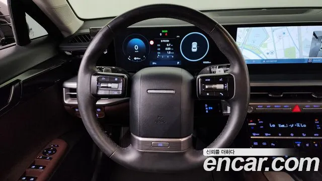 Hyundai Grandeur Grandeur (GN7) 2.5 Бензин 2WD — Фото автомобиля 9