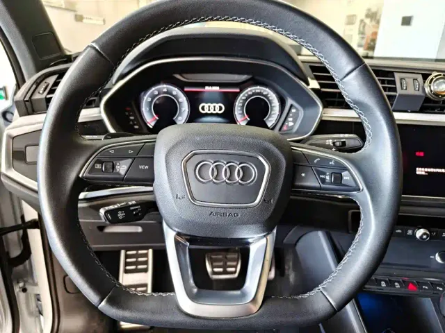 Audi Q3 — Фото автомобиля 7