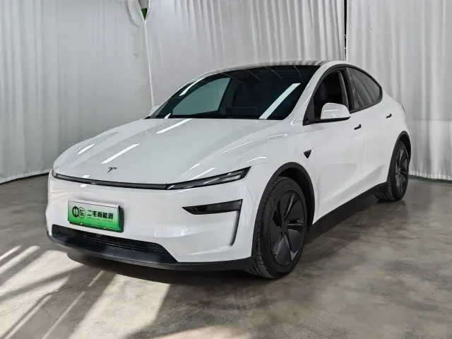 Фотография автомобиля — Tesla Model Y