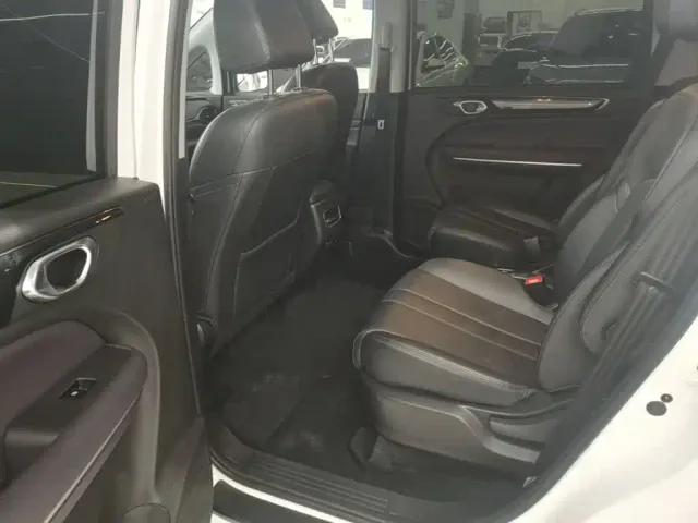 GAC Trumpchi M6 — Фото автомобиля 16
