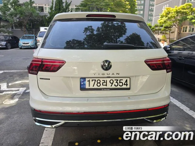 Volkswagen Tiguan — Фото автомобиля 3