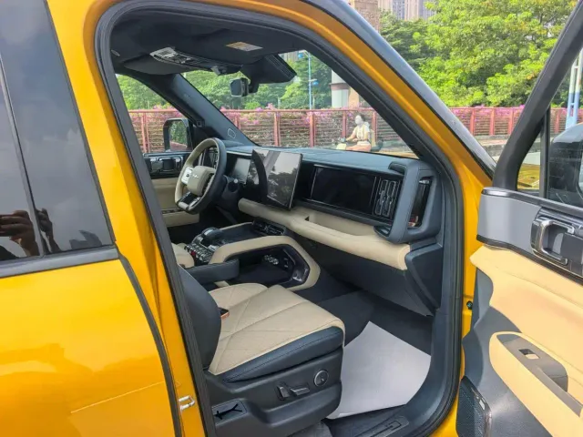 BYD FangChengBao Leopard 5 — Фото автомобиля 11