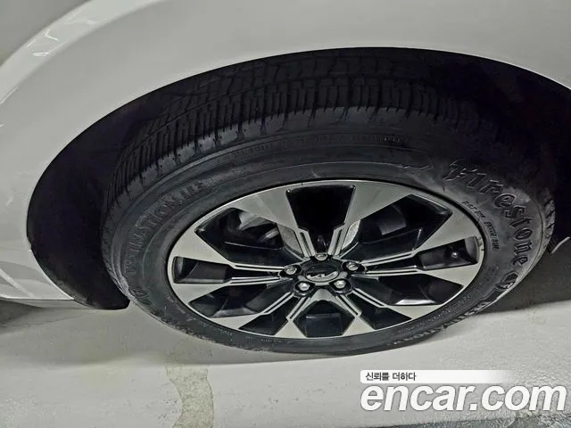 Kia Carnival 4th Gen — Фото автомобиля 5