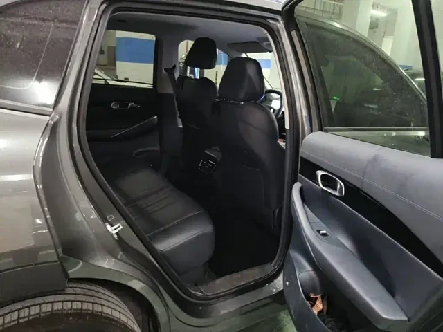 Geely Galaxy E5 — Фото автомобиля 11