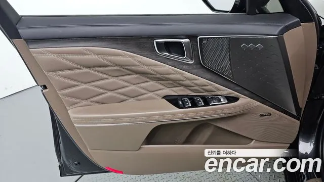 Kia K8 Hybrid — Фото автомобиля 13
