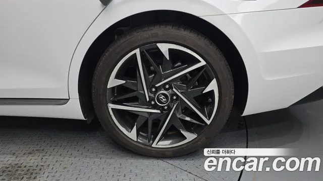 Hyundai Grandeur — Фото автомобиля 20