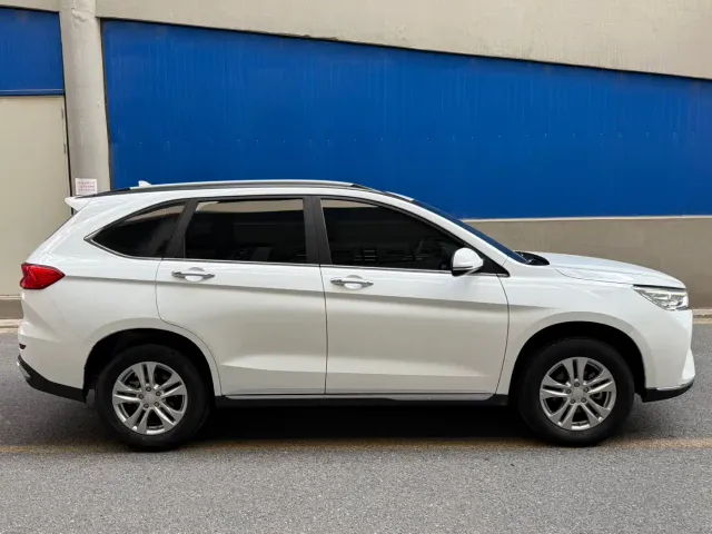 Haval M6 — Фото автомобиля 7