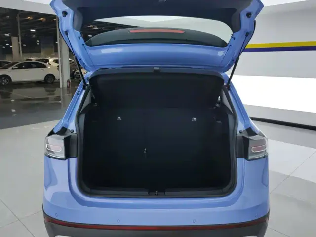 Volkswagen Tharu — Фото автомобиля 4