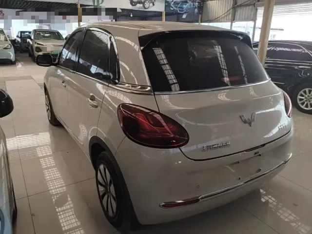 Wuling Bingo — Фото автомобиля 4