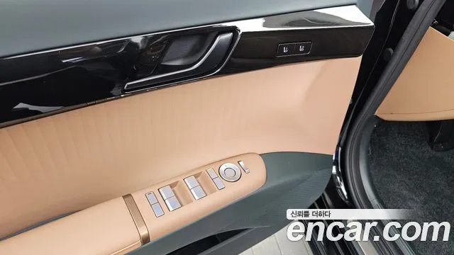 Hyundai Grandeur GN7 — Фото автомобиля 29