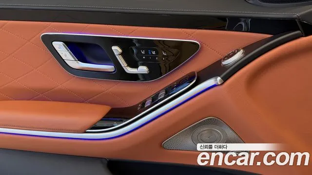 Mercedes-Benz S-Class — Фото автомобиля 14