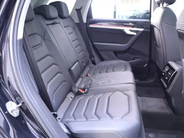 Volkswagen Touareg — Фото автомобиля 22