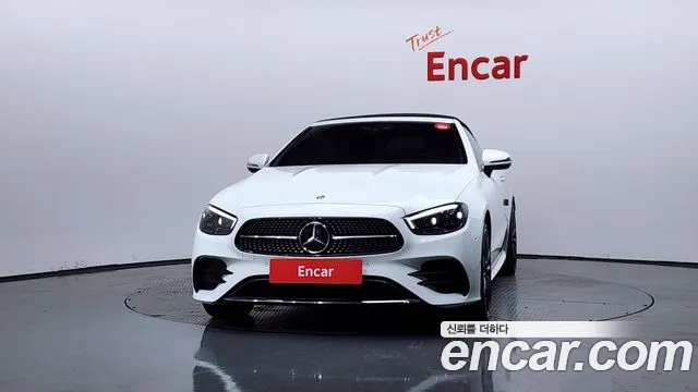Mercedes-Benz E-Class — Фото автомобиля 3