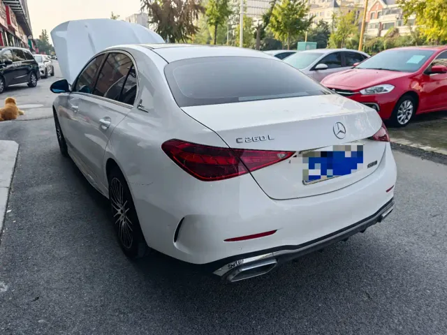 Mercedes-Benz C-Class — Фото автомобиля 3