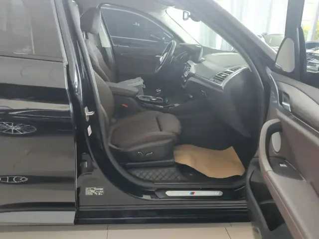 BMW X3 — Фото автомобиля 8