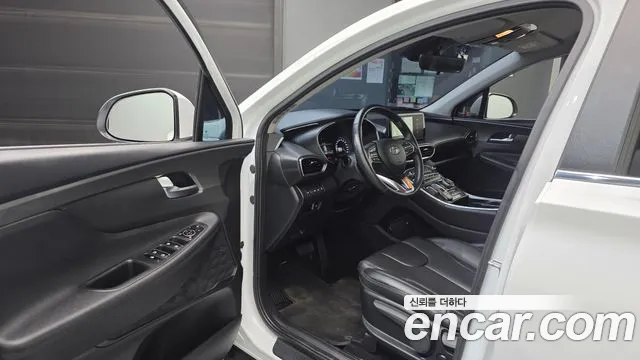 Hyundai Santafe Новый Santa Fe Дизель 2.2 4WD — Фото автомобиля 10