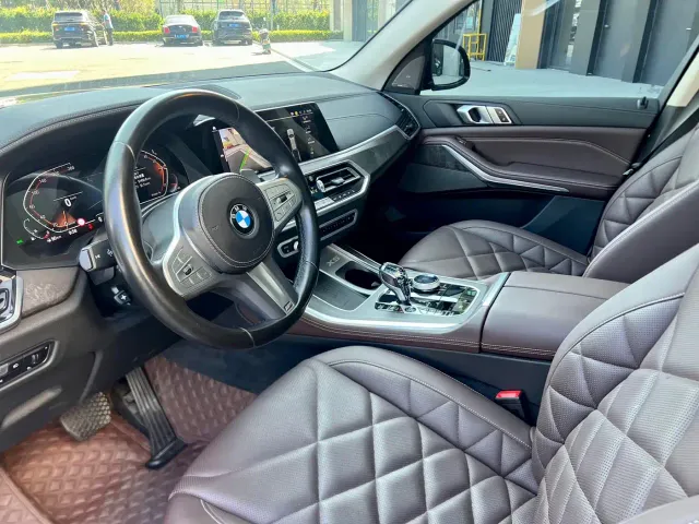 BMW X5 — Фото автомобиля 10