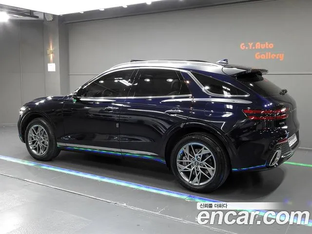 Genesis GV70 — Фото автомобиля 3