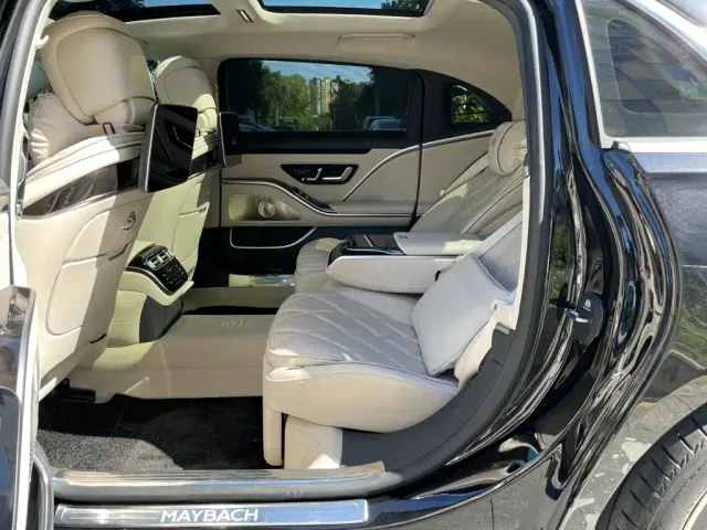 Mercedes-Benz Maybach S-Class — Фото автомобиля 12