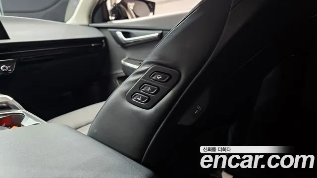 Kia EV6 — Фото автомобиля 27