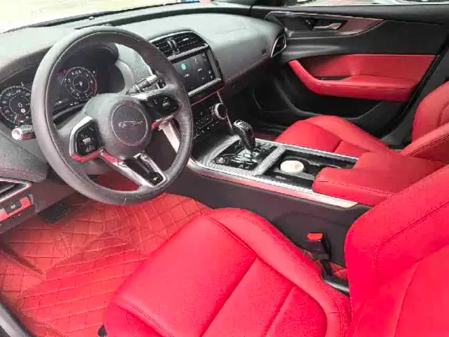 Jaguar XEL — Фото автомобиля 9