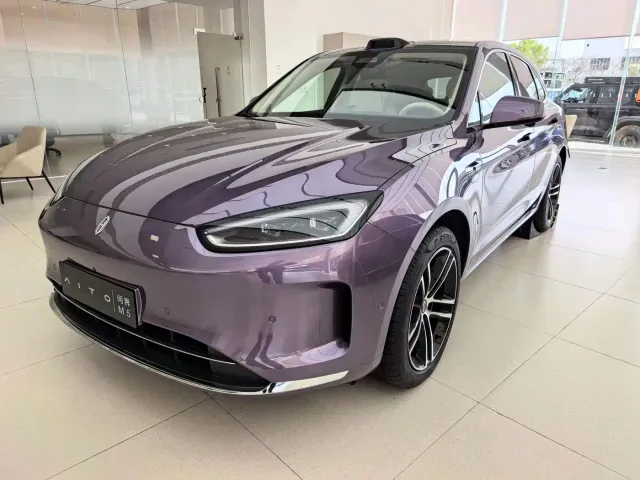 Фотография автомобиля — Aito M5