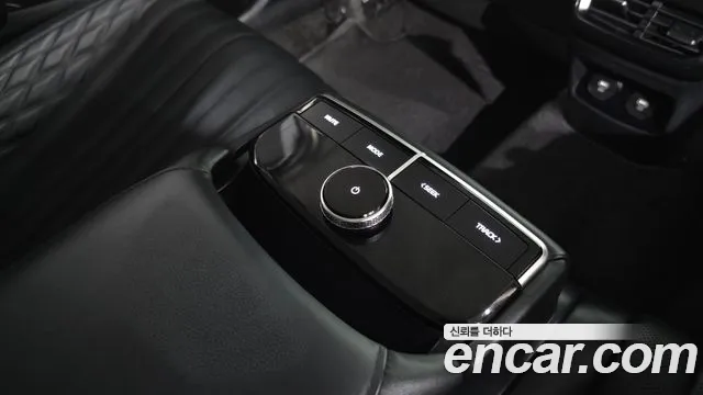Kia K8 Signature — Фото автомобиля 26