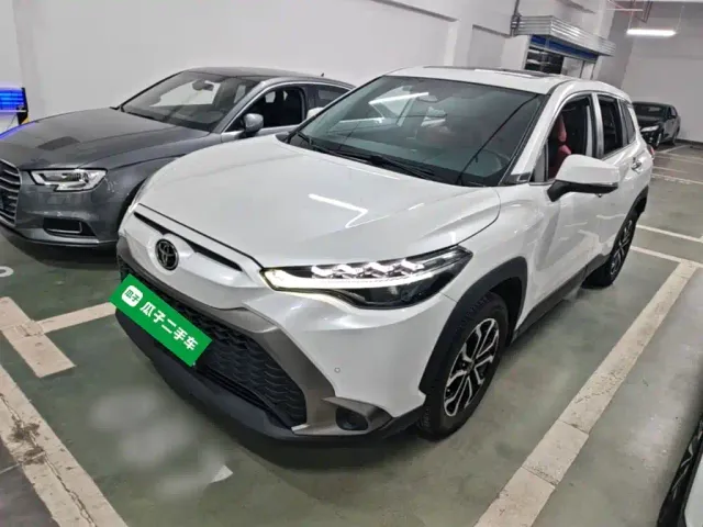 Фотография автомобиля — Toyota Frontlander