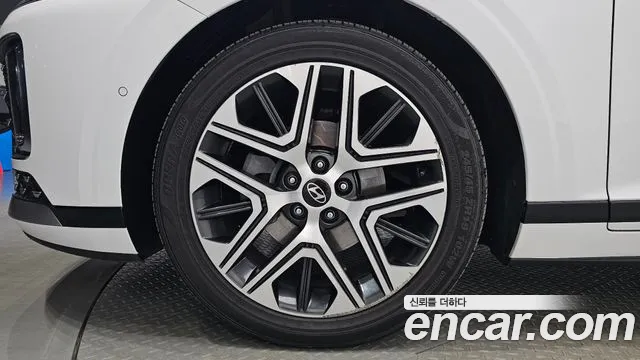 Hyundai Grandeur GN7 — Фото автомобиля 5