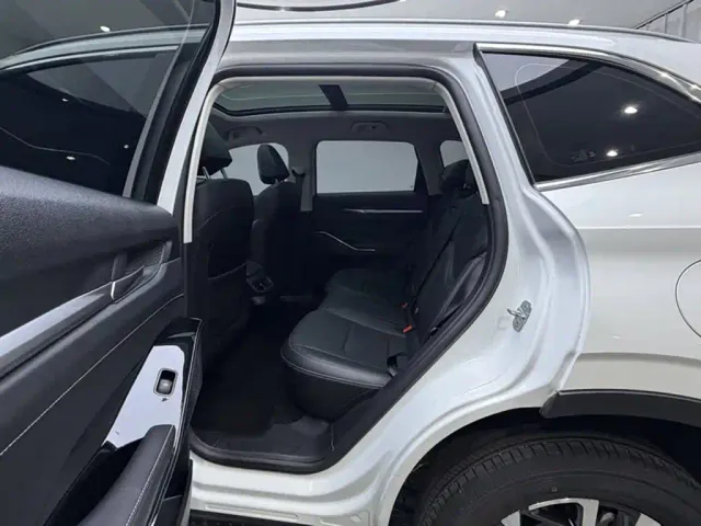 Haval H6 — Фото автомобиля 11
