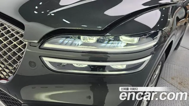 Genesis GV70 2.5T Бензин 2WD — Фото автомобиля 21