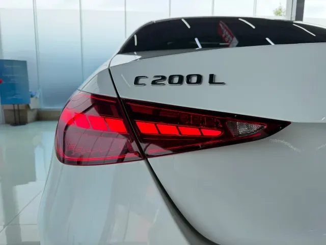 Mercedes-Benz C-Class — Фото автомобиля 10