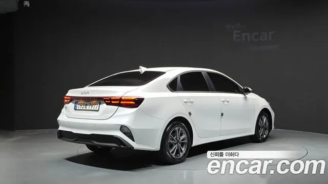 Kia K3 — Фото автомобиля 2