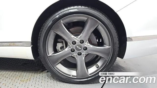 Genesis G80 RG3 — Фото автомобиля 6
