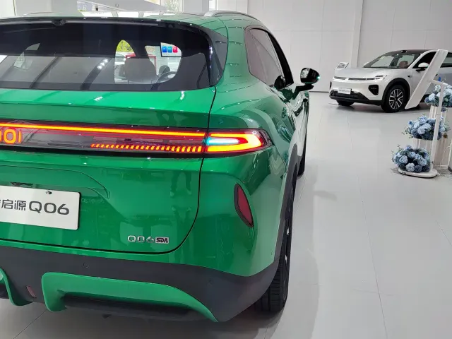 Changan Qiyuan Q06 — Фото автомобиля 13
